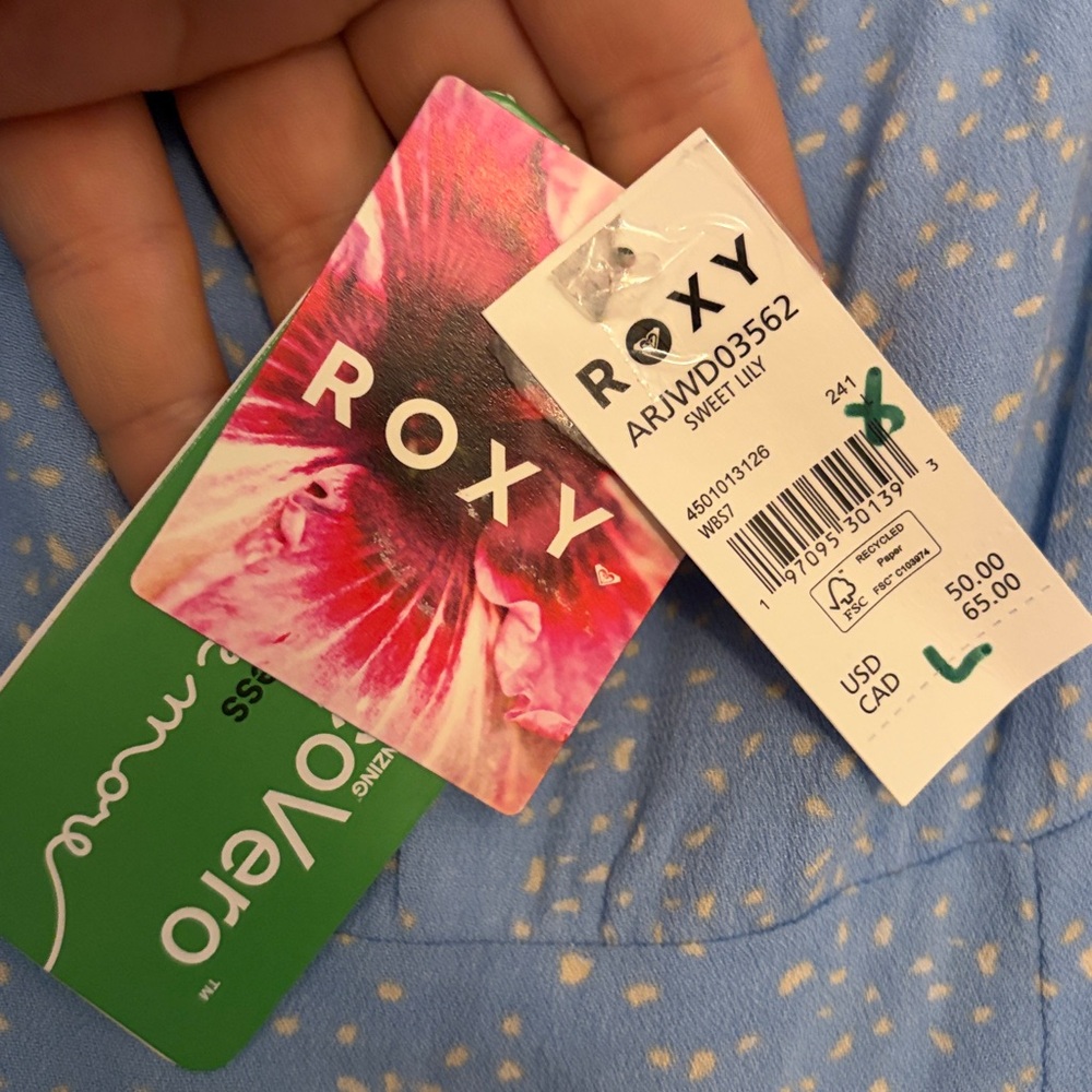 3 for $25! NWT Roxy Light Blue and White Patterned Mini Y2K Dress, size L - Picture 3 of 9